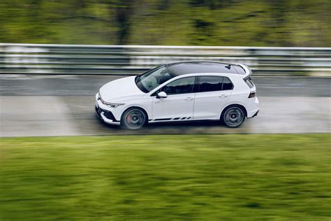 Vw Golf Gti Clubsport Debuts With Hp And A Top Speed Of