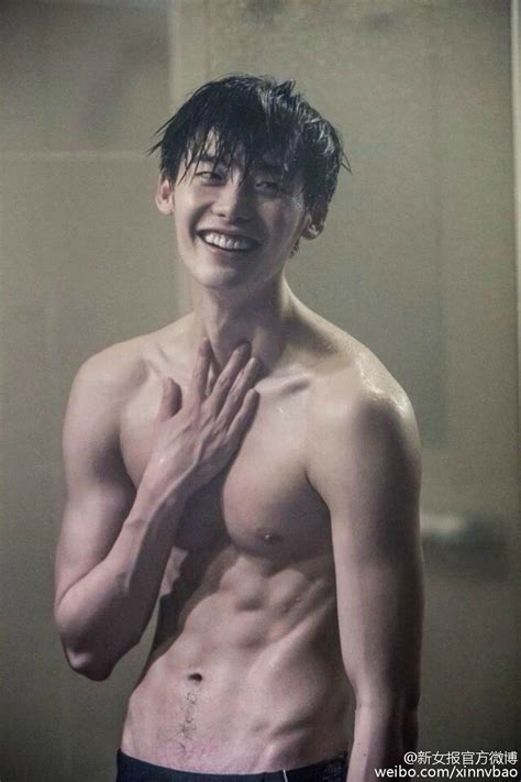 Just 17 Photos Of Sexy Shirtless Korean Men Because You Re Welcome