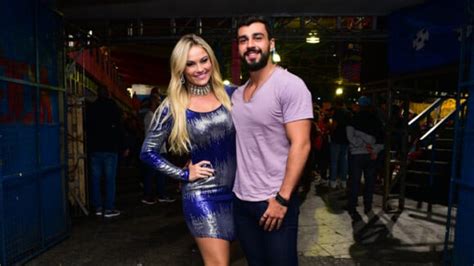 Rainha De Bateria Ellen Rocche Leva Noivo A Concurso Da Rosas De Ouro