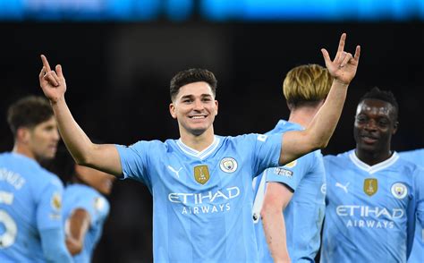 Julian Alvarez Shines In Win Over Burnley As Manchester City Keep Up