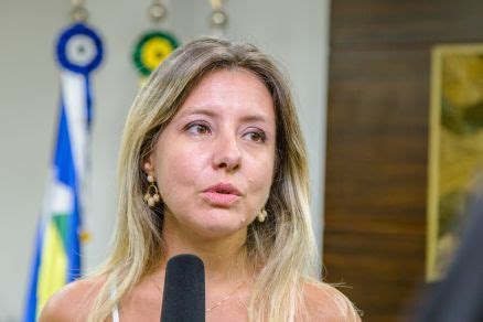 Midianews Fl Via Moretti Aceita Convite De Bolsonaro E Ser Candidata