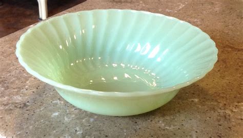 Anchor Hocking Jadeite Shell Glass Serving Bowl Fire King