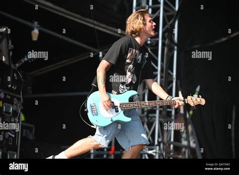 Marty mcfly guitar hi-res stock photography and images - Alamy