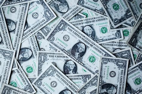 critical business financial decisions leaderonomics