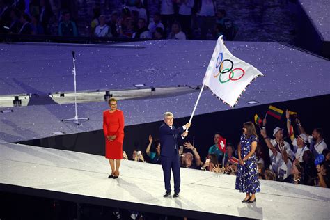 Los Mejores Momentos De La Ceremonia De Clausura De Los Juegos Olímpicos De 2024 Vogue España