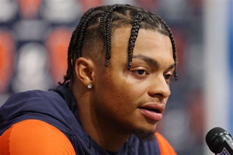 Colin Cowherd Unleashes Criticism On Justin Fields Calls Bears Star A Bad Quarterback “no