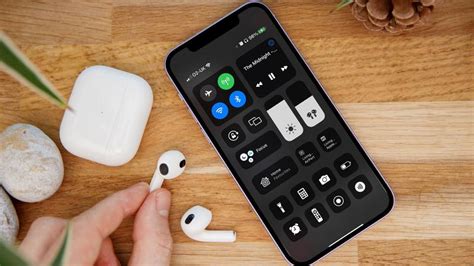 AirPods 3 (2021) Review: New Look, Better Sound - Tech Advisor