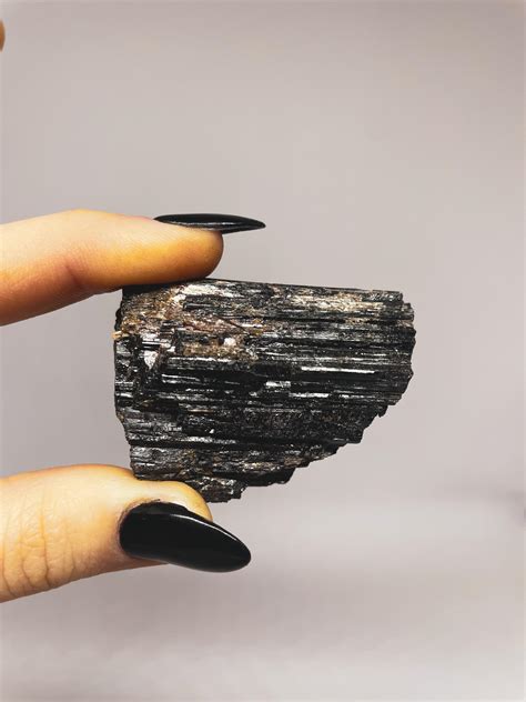 Black Tourmaline : Crystals