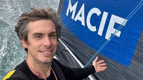 Vendée Globe Charlie Dalin Macif tourné vers son deuxième tour du monde