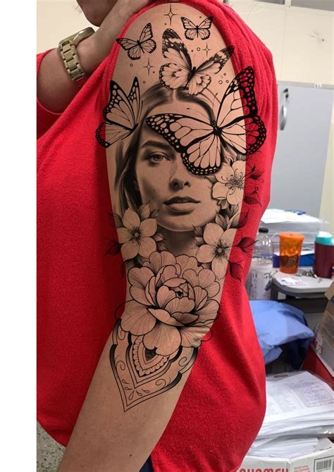 Pin De Jaime Festraets Em Mural Em 2024 Tatuagem De Rosto Feminina