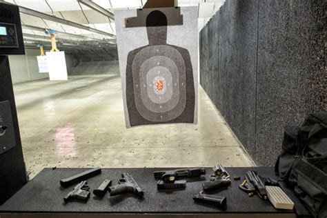 "Gun Range" Images – Browse 22,997 Stock Photos, Vectors, and Video ...