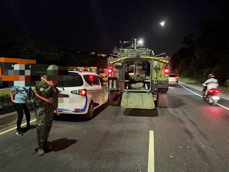 雲豹裝甲車出事了！八里擦撞轎車「馬路對決」慘況曝 社會 中時新聞網