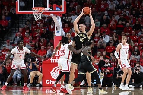 College Prospect Spotlight: Purdue’s Zach Edey - NBA Draft Digest - Latest Draft News and ...