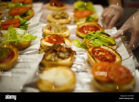 Five Guys Burgers And Fries Emplacement Dans Le Metrotech Center Dans