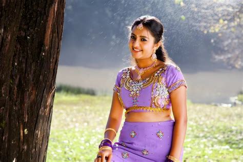 Bhama In Saree Navel