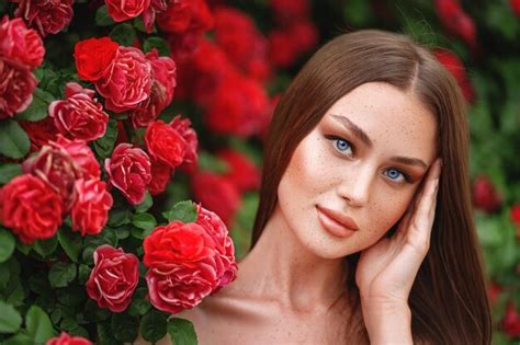 Premium Photo Nude Make Up Close Up Portrait