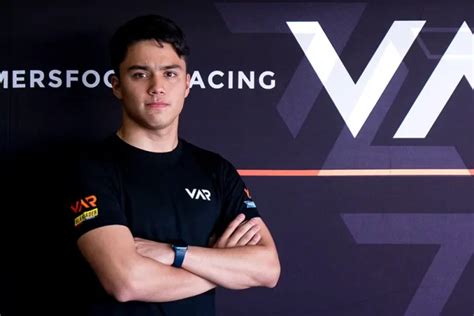 Noel León piloto mexicano llega a la F3