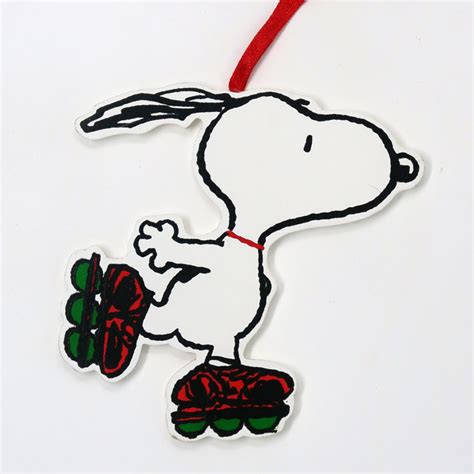 Snoopy Roller Skating