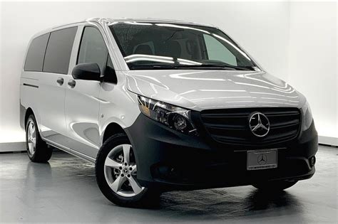 New Mercedes Benz Metris Passenger Van Mini Van Passenger In