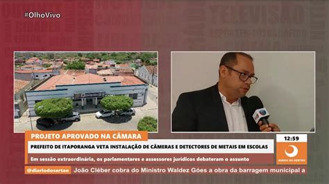 Prefeito Veta C Meras E Detectores Em Escolas E Abre Diverg Ncia Na