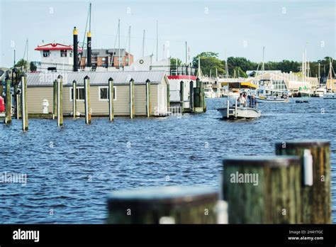 Water Taxi Boating Around The Annapolis City Dock Ego Alley In