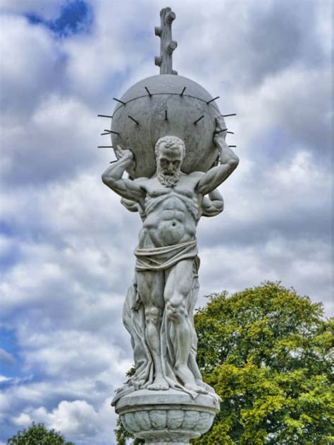 Elizabethan Gardens At Kenilworth Castle | Warwickshire