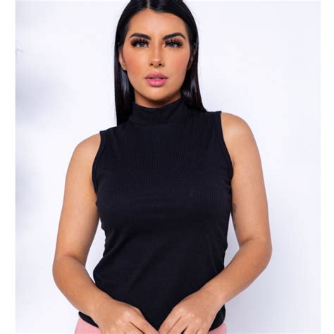 Blusa Feminina Canelada Gola Alta Sem Manga Regata Blogueira Moda