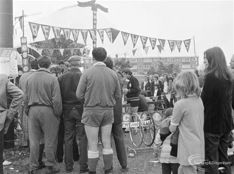 Dagenham Town Show 1972 At Central Park Dagenham Showing Spectators