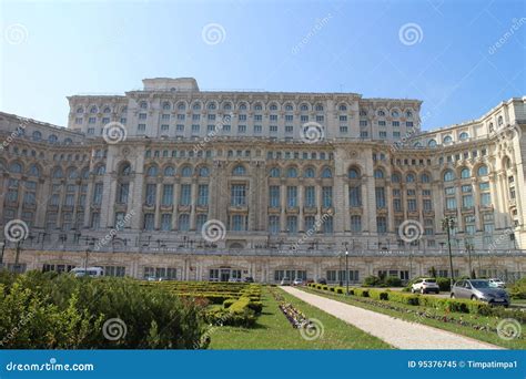 Palatul Parlamentului Palace Of The Parliament Bucharest Editorial