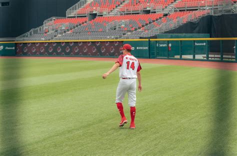 Man Throwing Baseball · Free Stock Photo