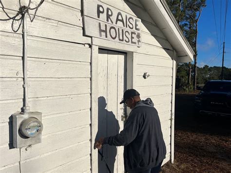 St Helena Mans Trying To Save Praise House He Knew As A Boy Hilton