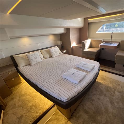 Prestige Fly Costa Esmeralda Globe Sailing Brokerage