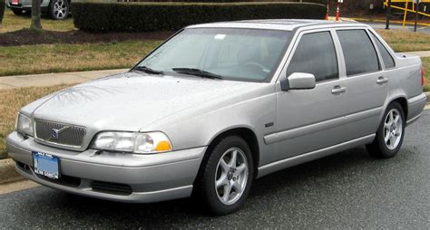 1999 Volvo S70 - Information and photos - MOMENTcar