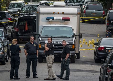 Police Officer Shot Through Chin During Yonkers Gunbattle Two Suspects In Custody New York