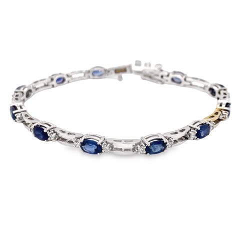 SAPPHIRE & DIAMOND BRACELET