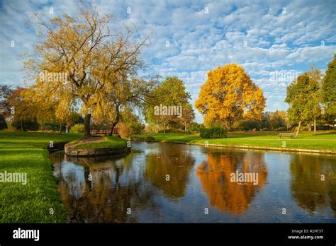 Queen Elizabeth Gardens In Salisbury England Stock Photo Alamy