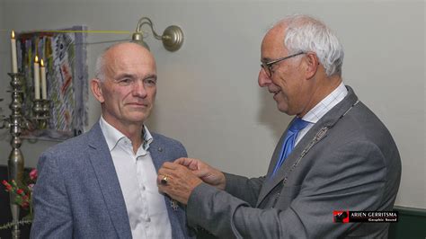 Huisarts Frans Van Der Velde Ridder In De Orde Van Oranje Nassau Oozo Nl