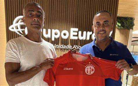 Romario Volver A Las Canchas A Sus A Os La Tronadora