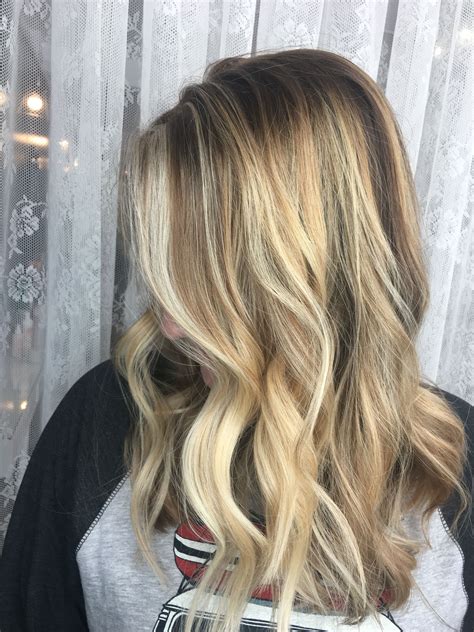 Dimensional Balayage Done By Shannon At Wildflower Salon Shop In Toledo Oh Hairdosbyshan