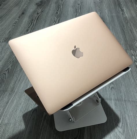 Macbook Air 2019 i5 8 256 rose Gold Laptop Cũ Thuận An