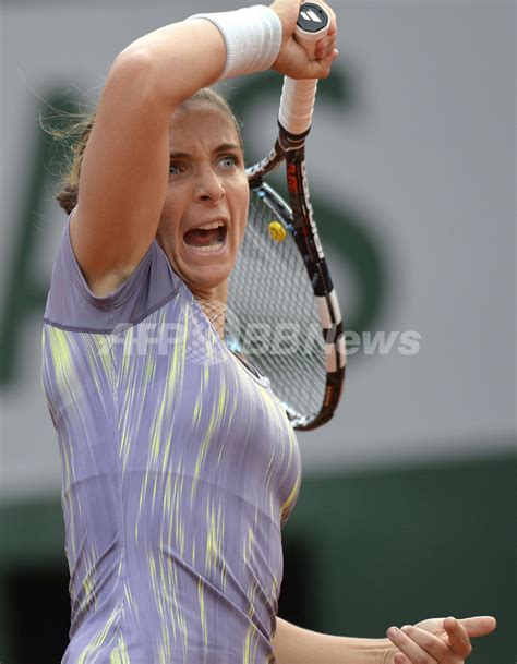 エラーニがプチンツェワに快勝で3回戦進出、全仏オープン 写真7枚 国際ニュース：afpbb News