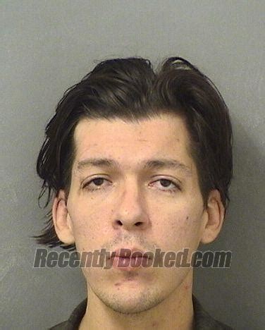 Recent Booking Mugshot For Jorge Gonzalez In Palm Beach County Florida