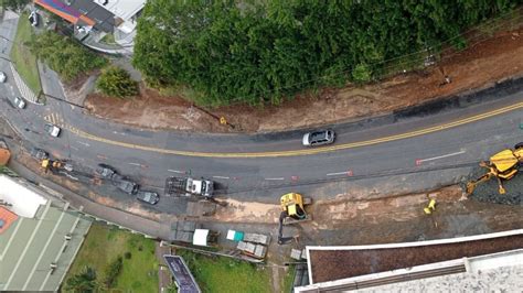 Moradores Reclamam Que Obra Da Prefeitura De Blumenau Bloqueou Acesso