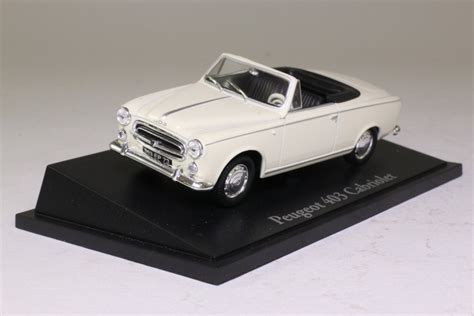 Atlas Editions 4 656 122 Peugeot 403 Cabriolet Open Top White 128013