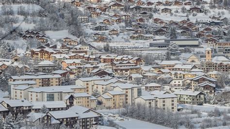 Bourg Saint Maurice - book apartments and chalets with ski-france.com