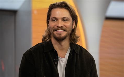 Yellowstones Luke Grimes Makes Major Career Announcement Parade