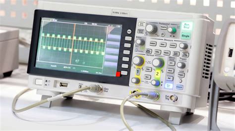 Qué es y para qué sirve un Osciloscopio Qué medidas nos muestra un