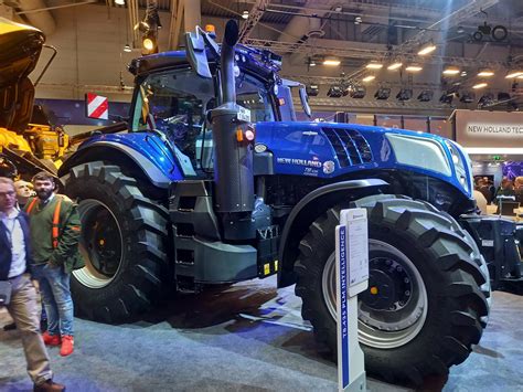 Foto New Holland T