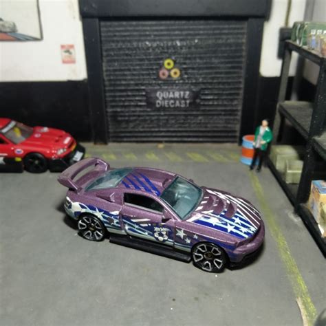 Jual Hot Wheels Loose Custom Ford Mustang Gt Ungu Metalik Shopee