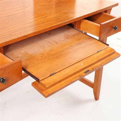 Mission Style Desk with Storage Hutch | EBTH